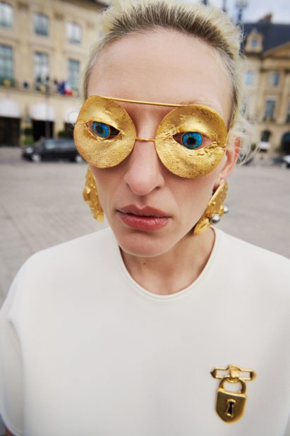 00003-schiaparelli-rtw-spring-2021-credit-daniel-roseberry