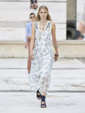 chloe-ss21-012