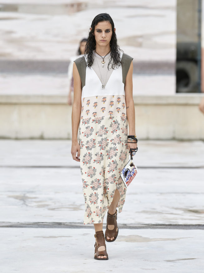 chloe-ss21-016