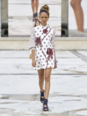 chloe-ss21-026