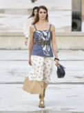 chloe-ss21-027