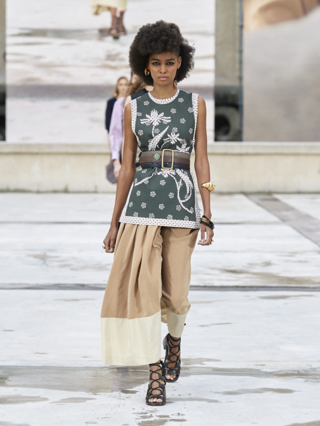 chloe-ss21-029