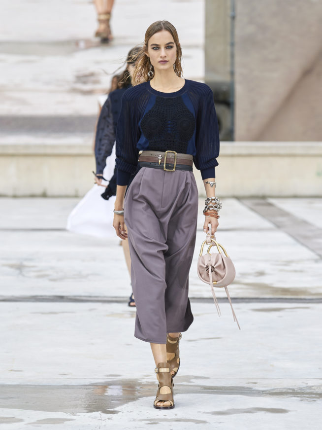 chloe-ss21-032