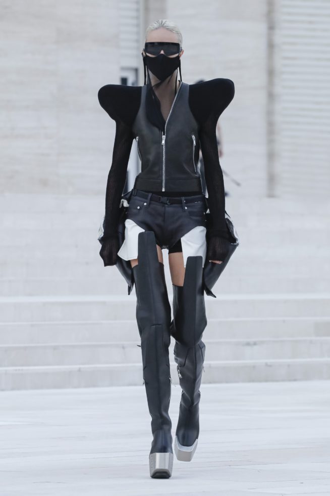 rick-owens-rtw-ss21-0010