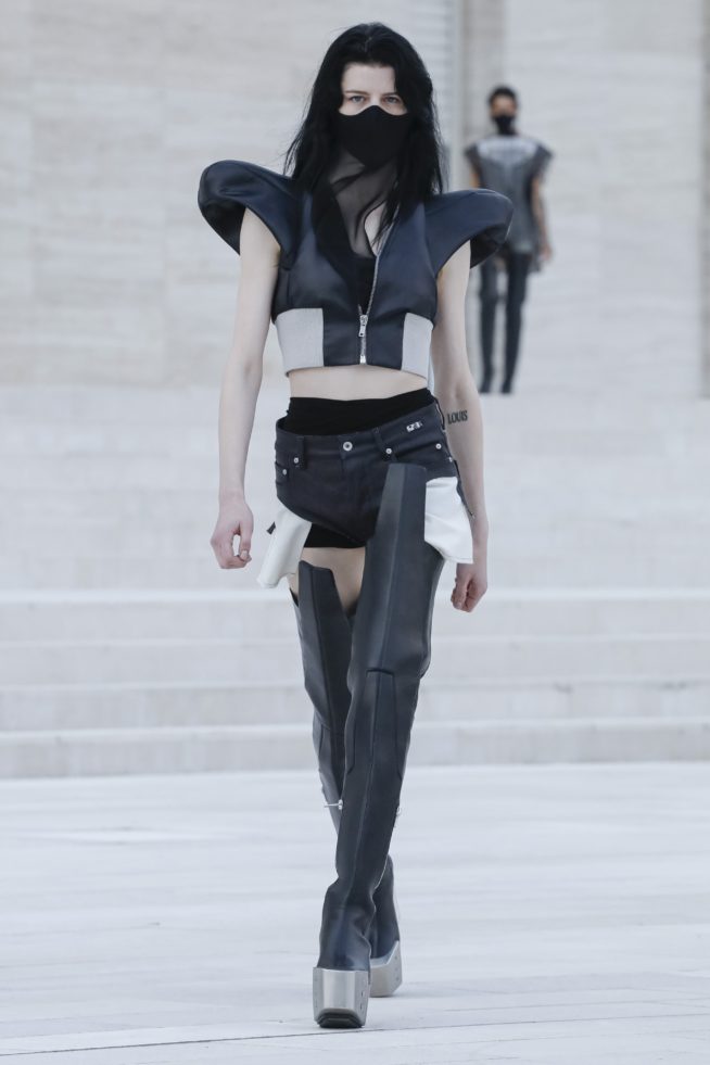 rick-owens-rtw-ss21-0013