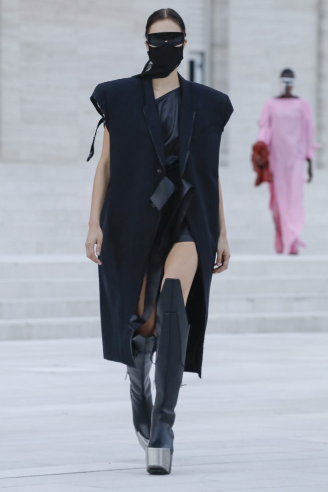 rick-owens-rtw-ss21-0019