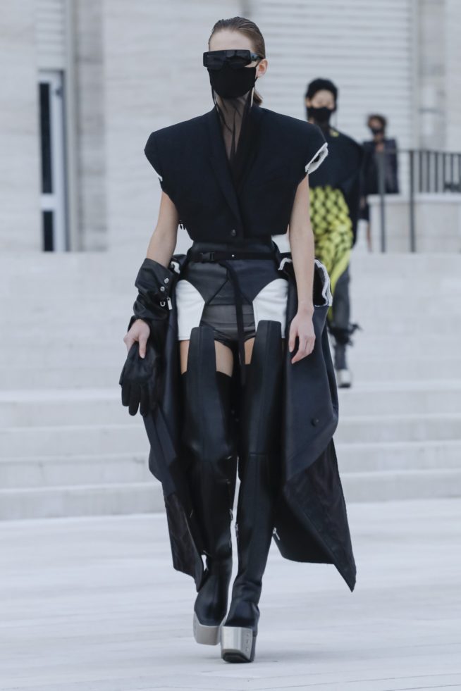 rick-owens-rtw-ss21-0022