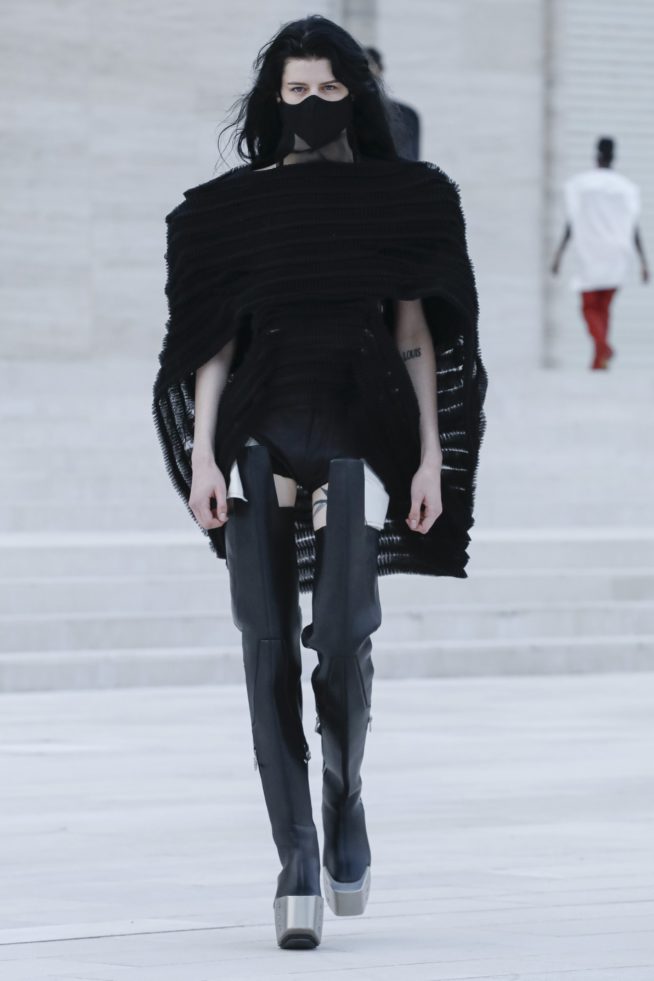 rick-owens-rtw-ss21-0029