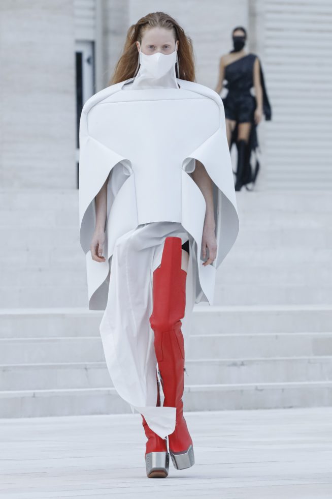 rick-owens-rtw-ss21-0034