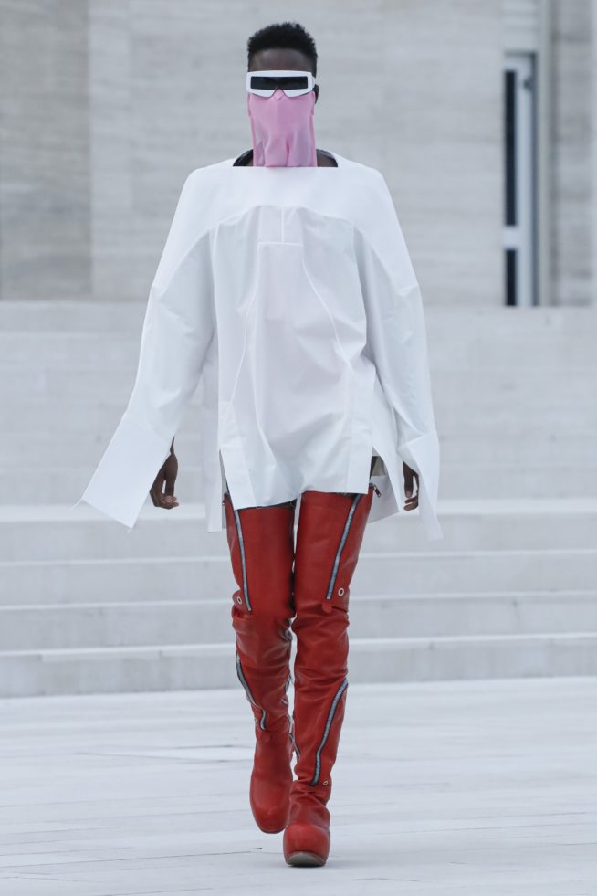 rick-owens-rtw-ss21-0045