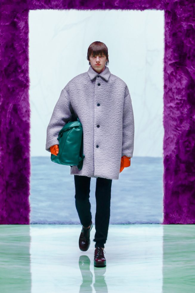 00032-prada-mens-fw-21