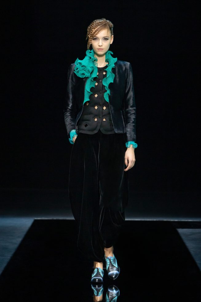 00005-giorgio-armani-rtw-fall-21