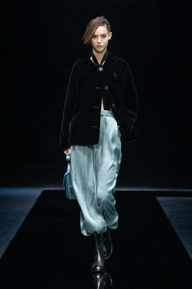 00014-giorgio-armani-rtw-fall-21