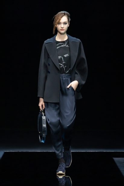 00019-giorgio-armani-rtw-fall-21