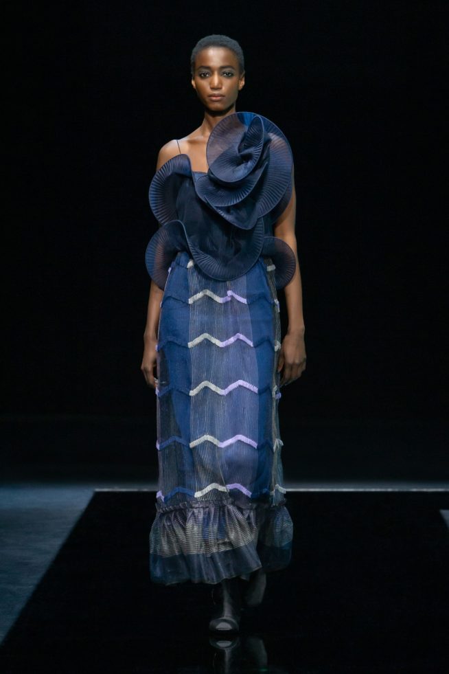 00022-giorgio-armani-rtw-fall-21