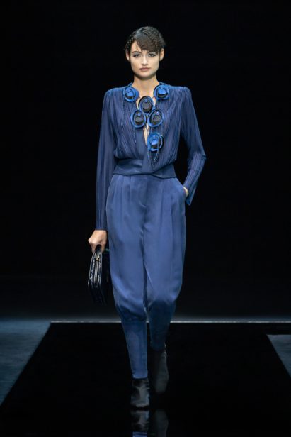 00024-giorgio-armani-rtw-fall-21