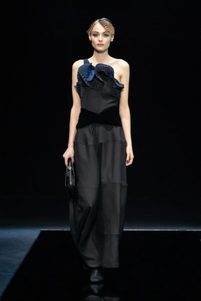 00025-giorgio-armani-rtw-fall-21