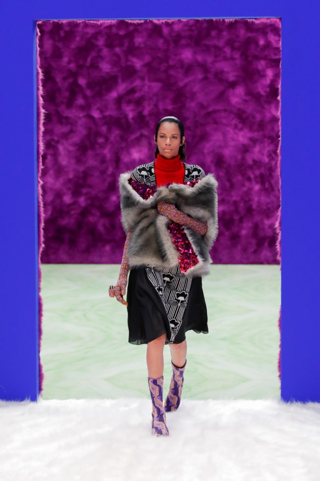 00025-prada-fall-21