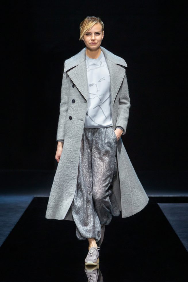 00032-giorgio-armani-rtw-fall-21