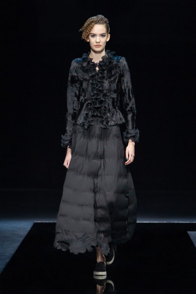 00033-giorgio-armani-rtw-fall-21
