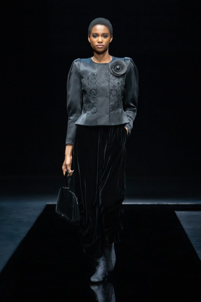 00043-giorgio-armani-rtw-fall-21