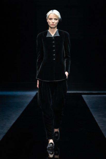 00048-giorgio-armani-rtw-fall-21