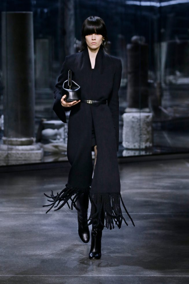 00050-fendi-fall-21