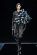 00075-giorgio-armani-rtw-fall-21