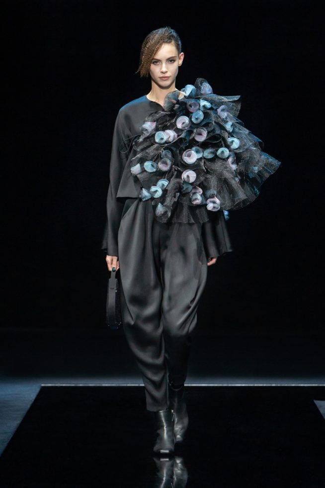 00075-giorgio-armani-rtw-fall-21