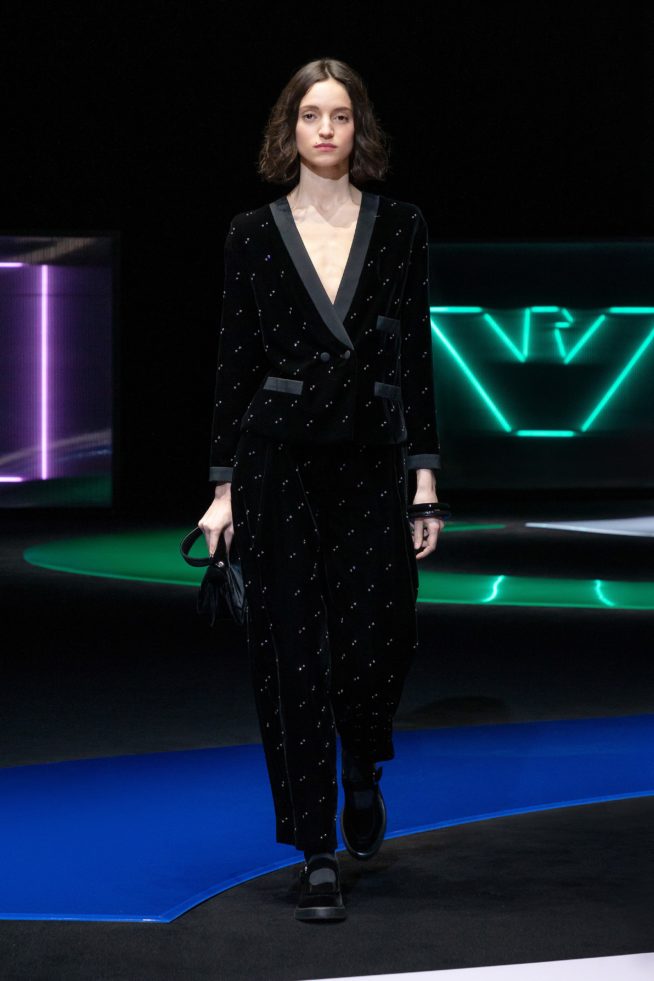 00092-emporio-armani-fall-21
