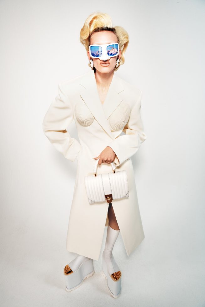 00001-schiaparelli-rtw-fall-21-credit-daniel-roseberry