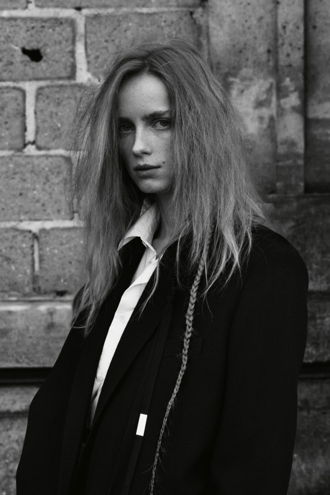 00002-ann-demeulemeester-fall-21-rtw-credit-willy-vanderper