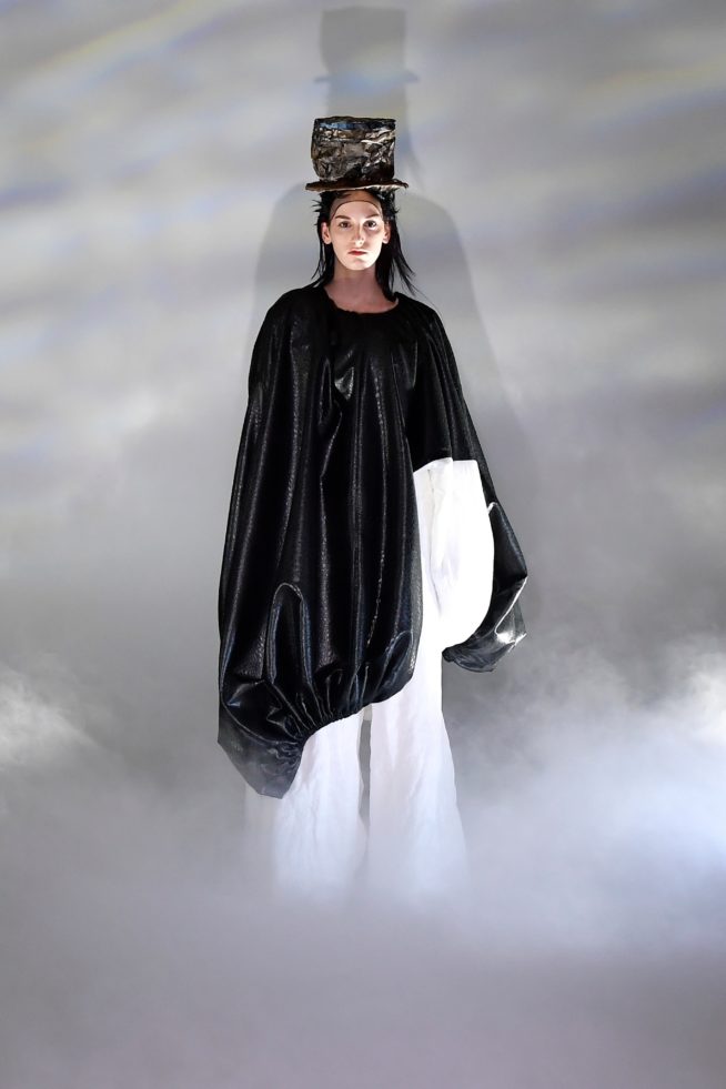 00003-comme-des-garcons-fall-21