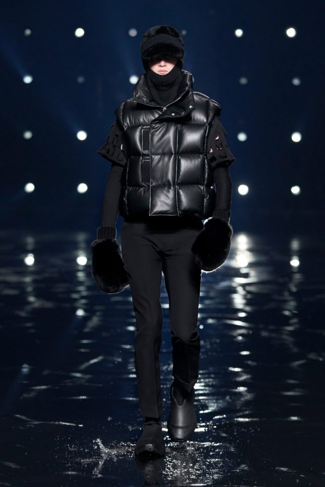 00005-givenchy-rtw-fall-21