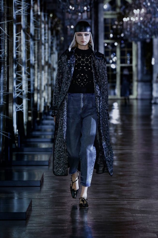 00006-christian-dior-fall-21