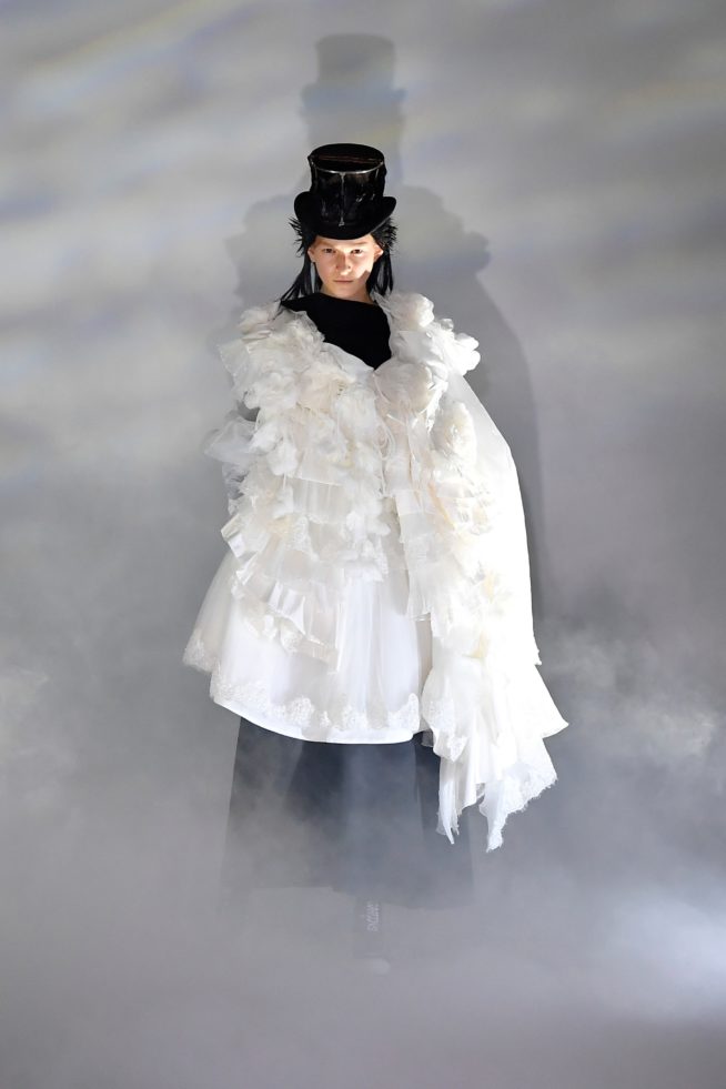 00009-comme-des-garcons-fall-21
