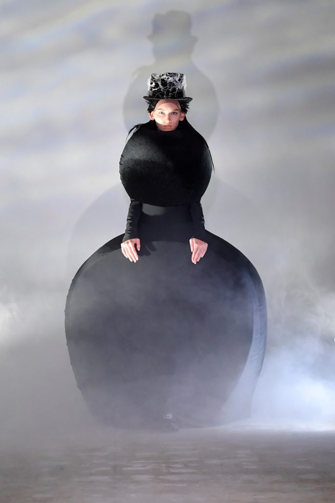 00010-comme-des-garcons-fall-21