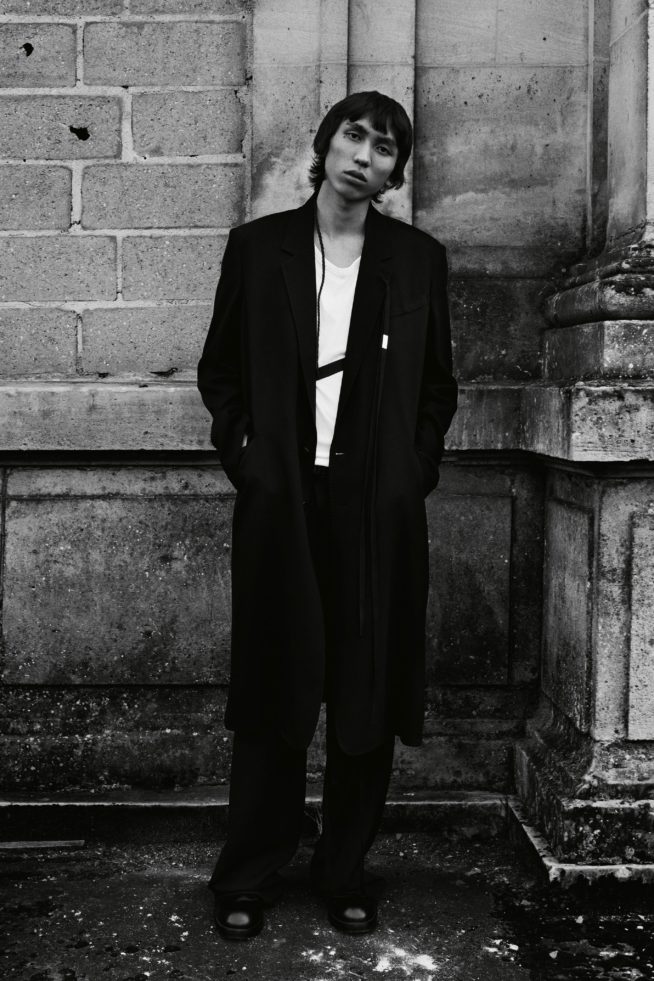00011-ann-demeulemeester-fall-21-rtw-credit-willy-vanderper