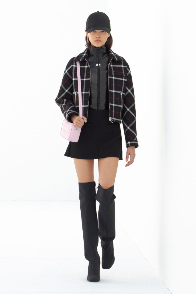 00011-courreges-fall-21-rtw