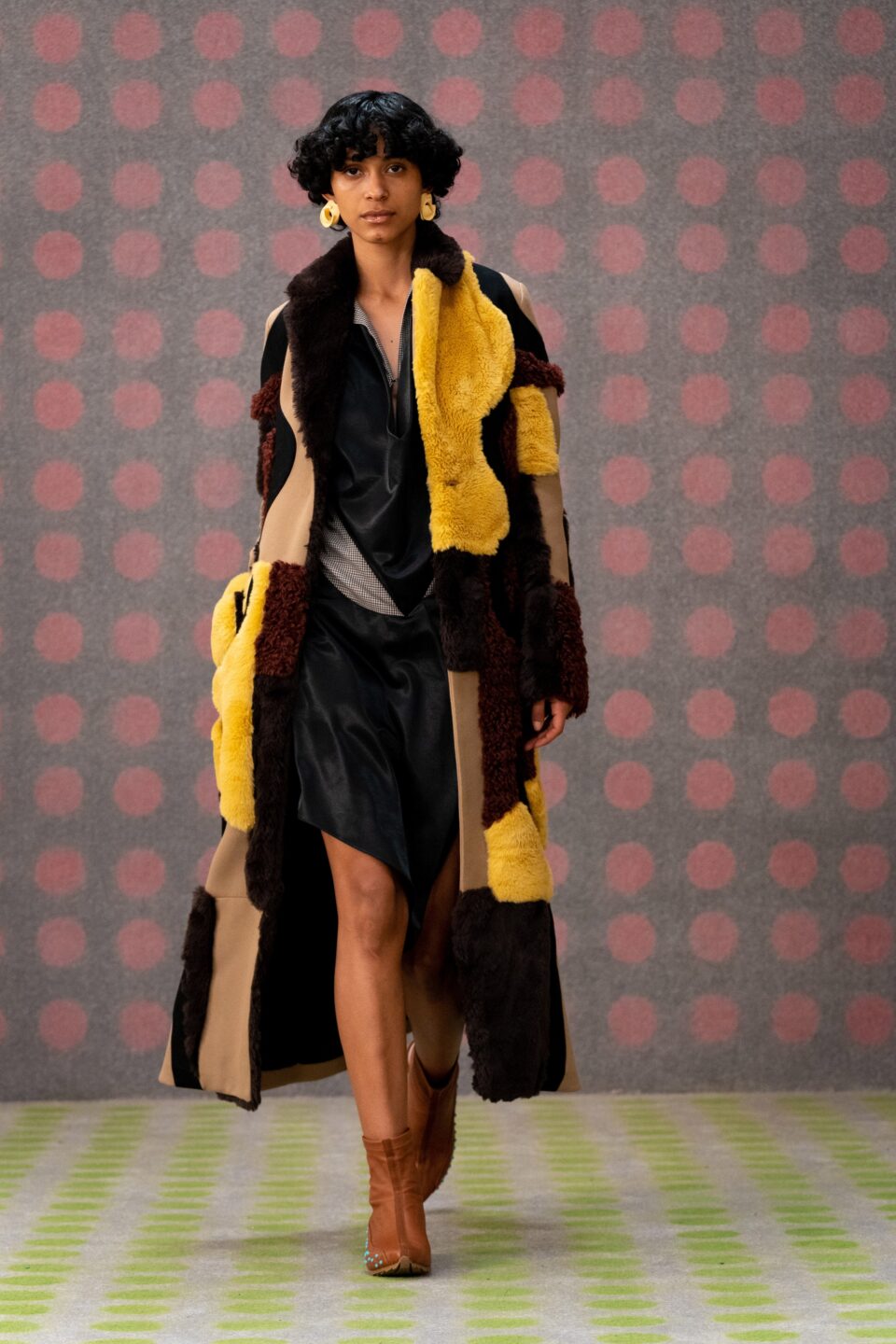00013-kiko-kostadinov-rtw-fall-21