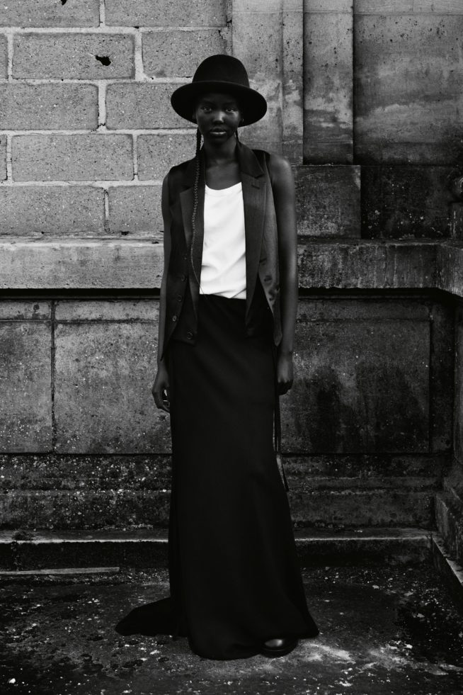 00014-ann-demeulemeester-fall-21-rtw-credit-willy-vanderper