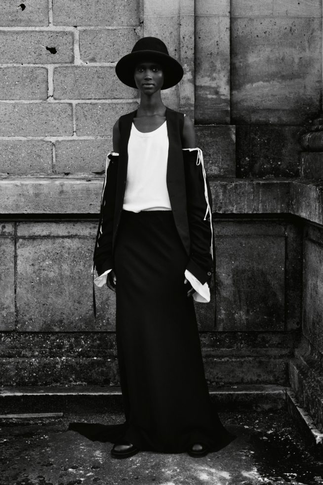 00019-ann-demeulemeester-fall-21-rtw-credit-willy-vanderper