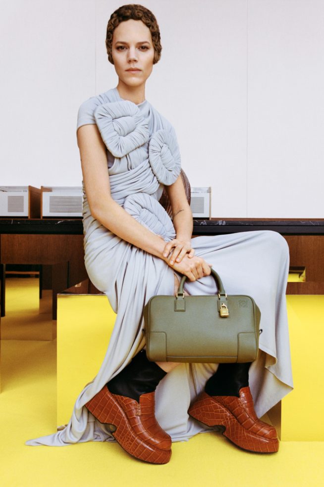 00019-loewe-rtw-fall-21