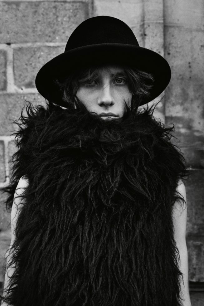 00024-ann-demeulemeester-fall-21-rtw-credit-willy-vanderper