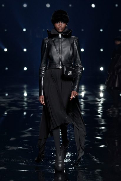 00024-givenchy-rtw-fall-21