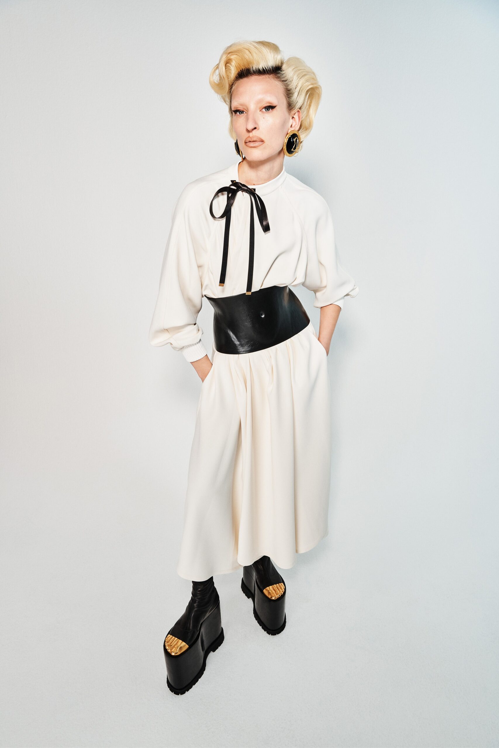 00027-schiaparelli-rtw-fall-21-credit-daniel-roseberry