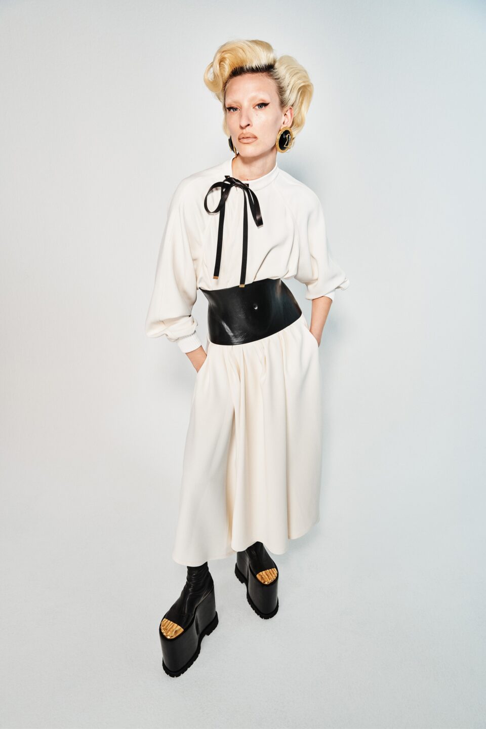 00027-schiaparelli-rtw-fall-21-credit-daniel-roseberry