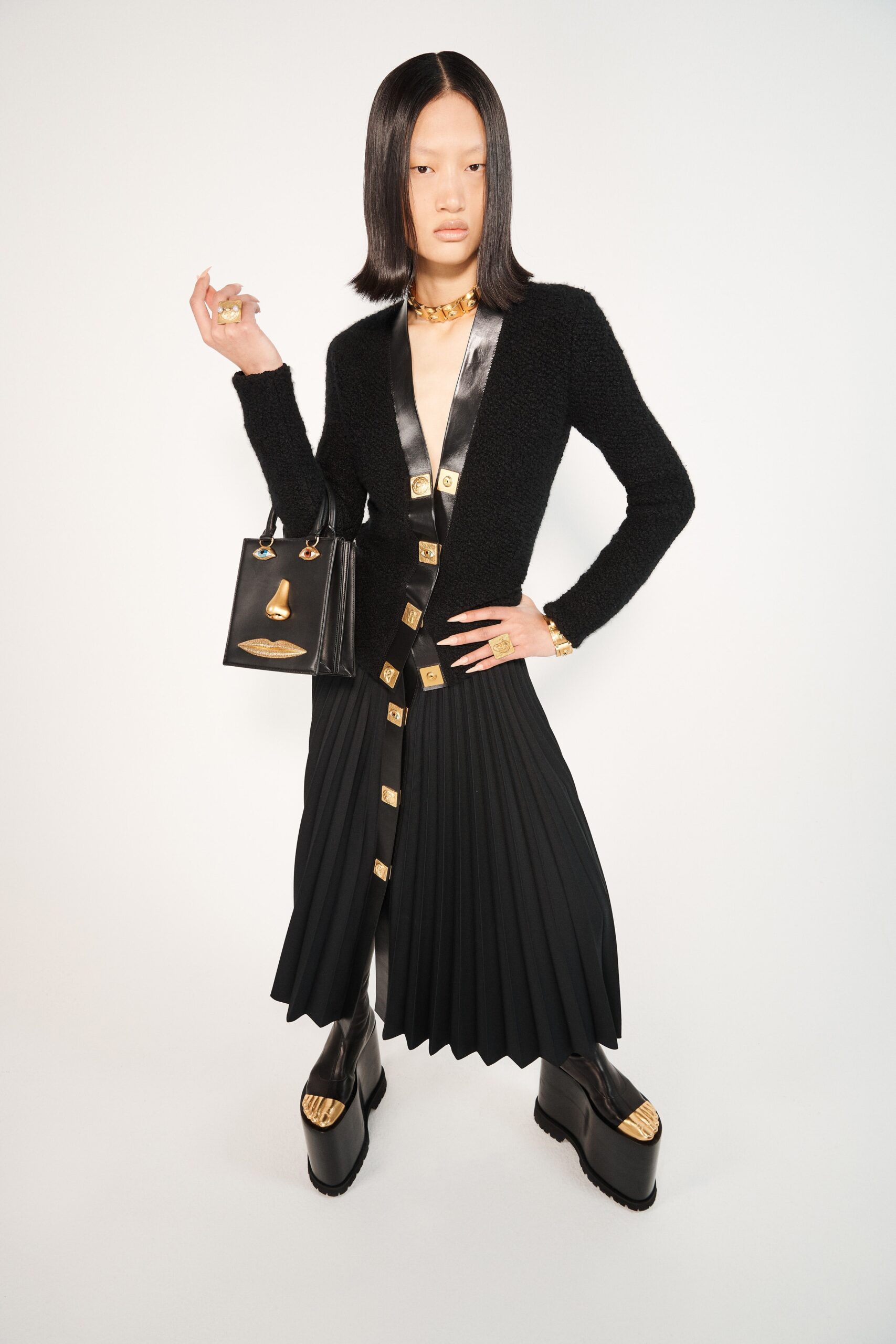 00028-schiaparelli-rtw-fall-21-credit-daniel-roseberry