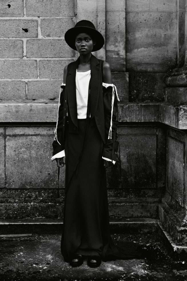 00030-ann-demeulemeester-fall-21-rtw-credit-willy-vanderper