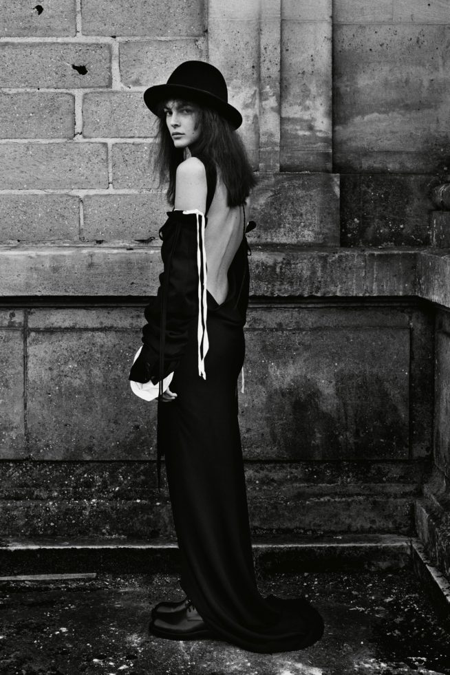 00031-ann-demeulemeester-fall-21-rtw-credit-willy-vanderper